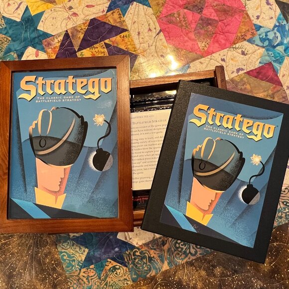 Parker Brothers Stratego Vintage Board Game Collection Wooden Book Case - Picture 11 of 11
